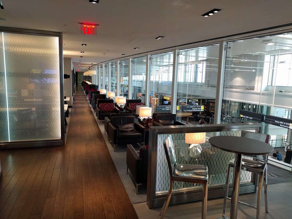 British Airways Galleries Lounge (Airside, Concourse B) | Dulles, VA 20166, USA