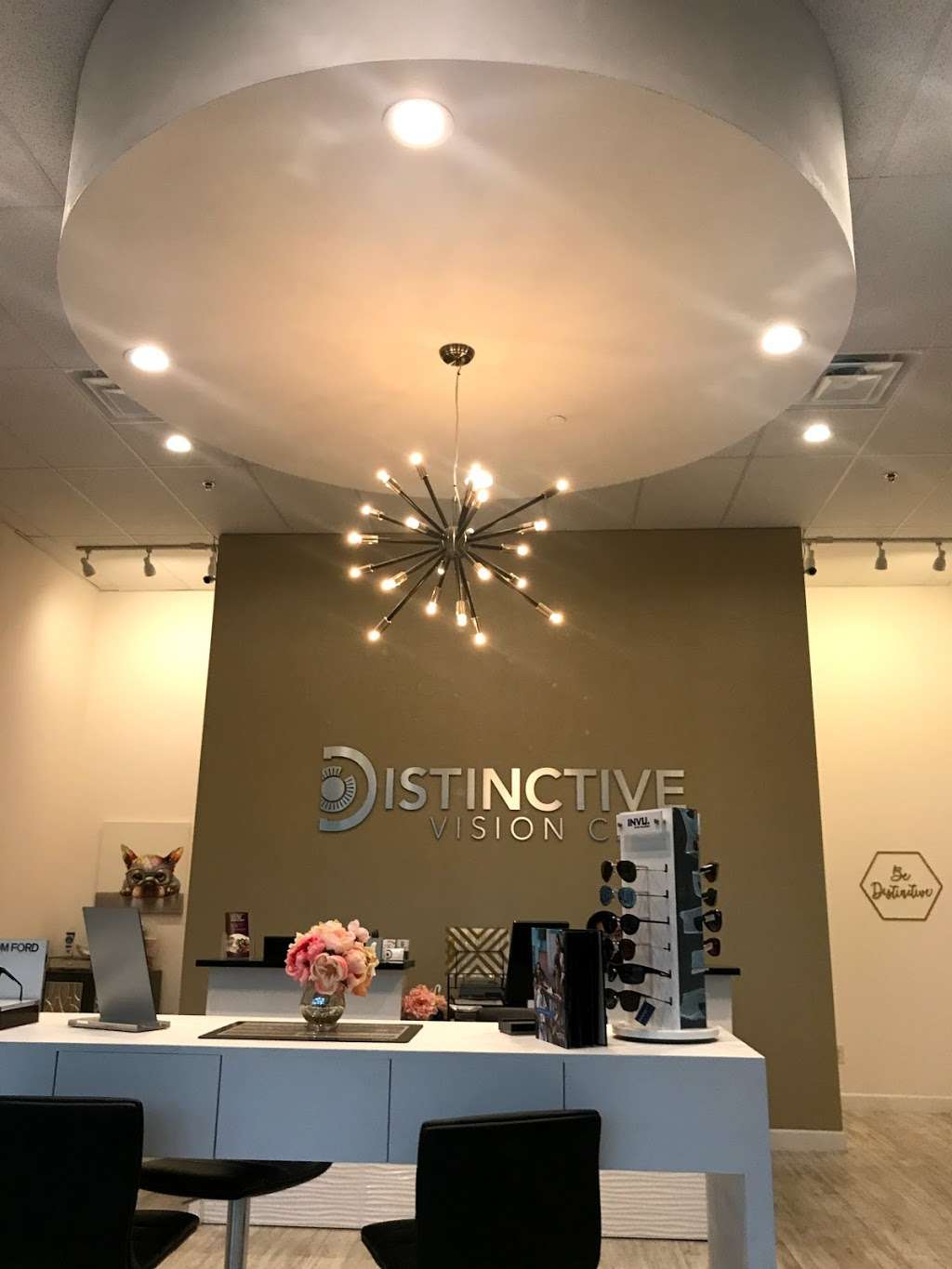 Distinctive Vision Care | 411 E Royal Ln #170, Irving, TX 75039, USA | Phone: (972) 401-2020