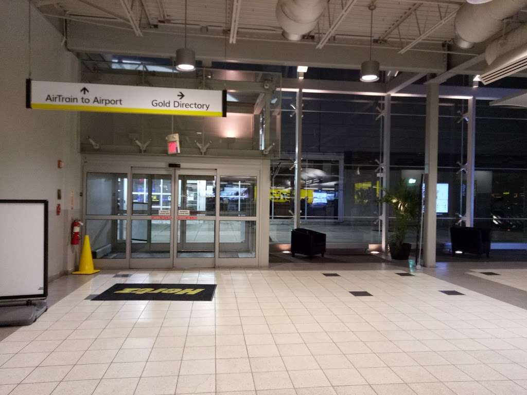 Hertz | 318 Federal Cir, Jamaica, NY 11430, USA | Phone: (718) 656-7600