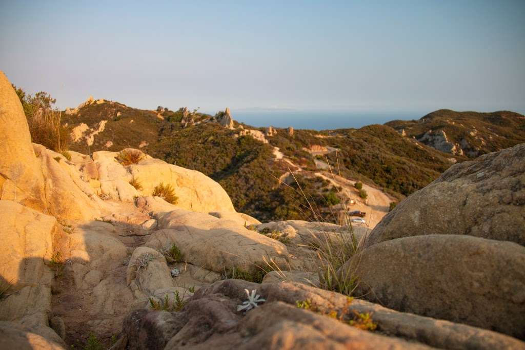 Backbone Trailhead at Latigo Canyon | Backbone Trail, Malibu, CA 90265, USA