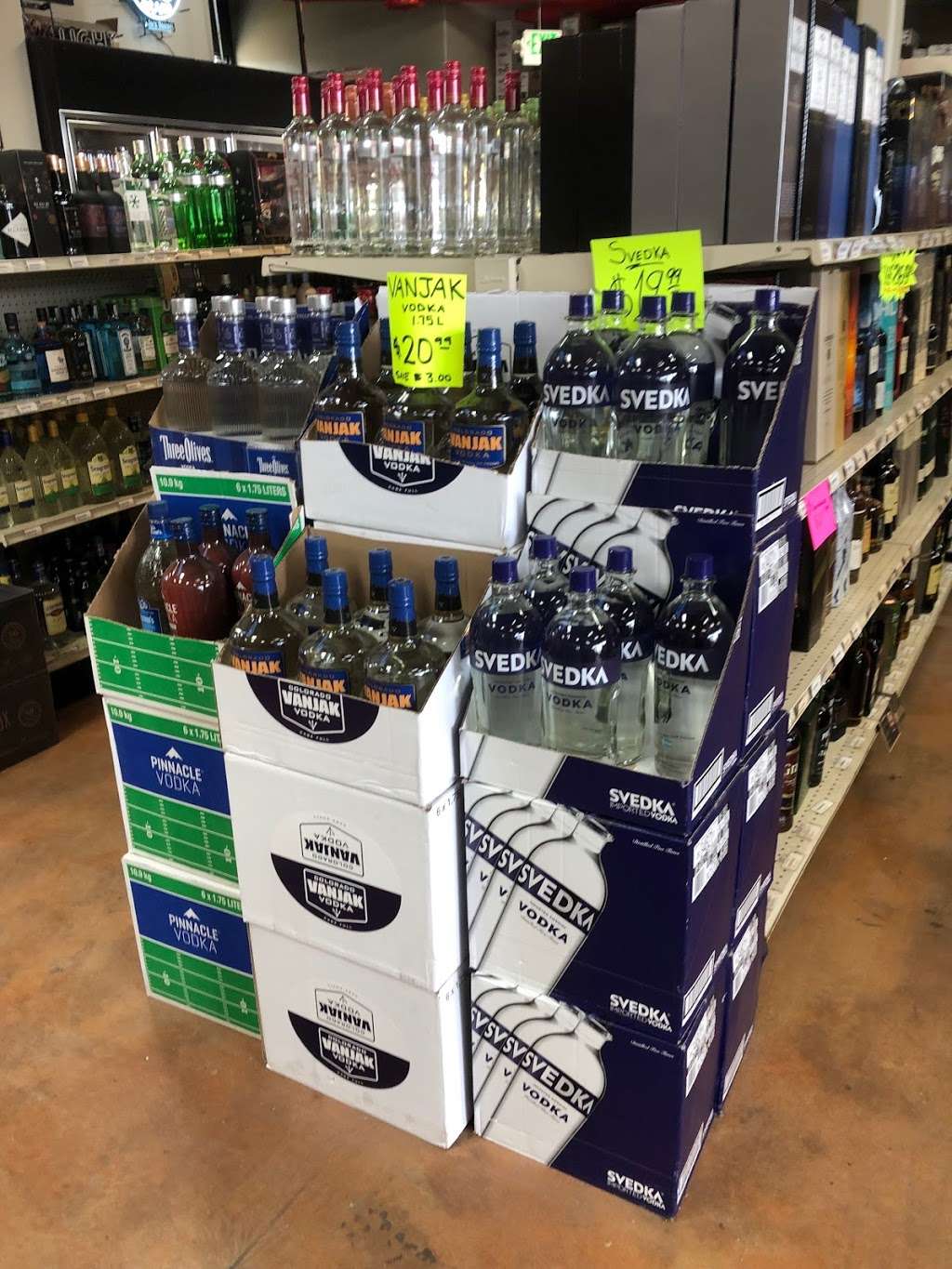 Lincoln Wine and Spirits | 12509 Lincoln Ave #301, Englewood, CO 80112, USA | Phone: (303) 662-1701