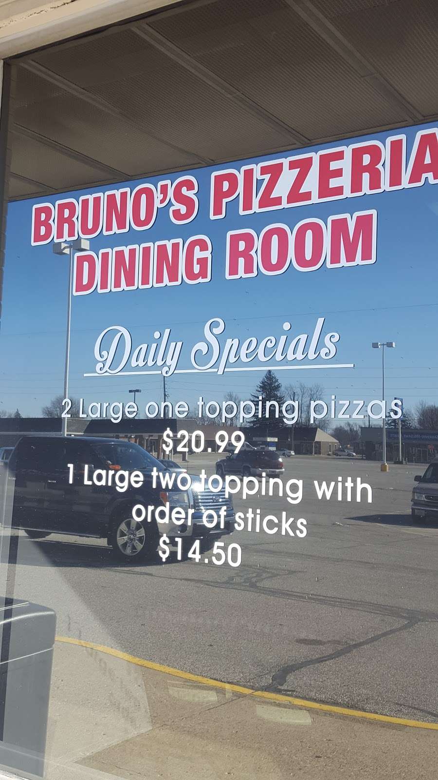 Brunos Pizzeria | 1447 E Wabash St, Frankfort, IN 46041 | Phone: (765) 659-2121