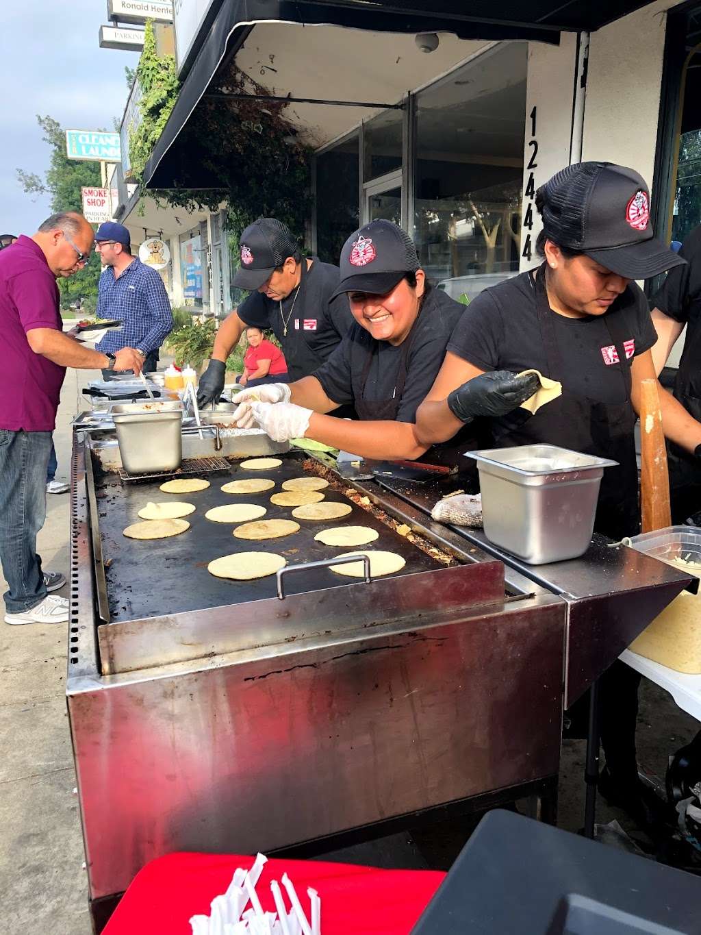 Pablitos Tacos | 12446 Moorpark St, Studio City, CA 91604, USA | Phone: (818) 966-8529