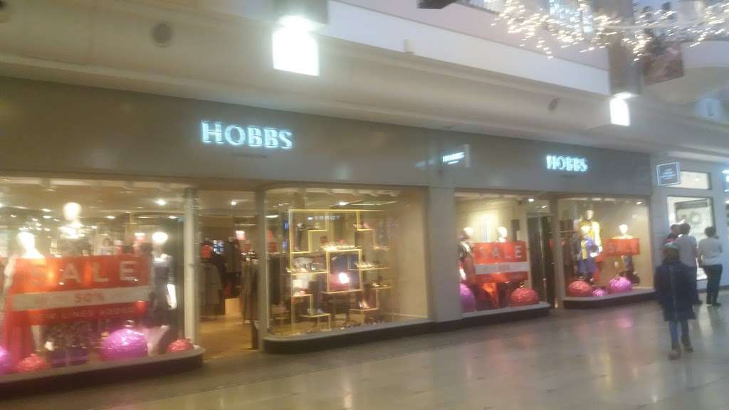 Hobbs | L101/L102 Lower Guild Hall Bluewater Shopping Centre, Dartford, Greenhithe DA9 9SN, UK | Phone: 01322 624570