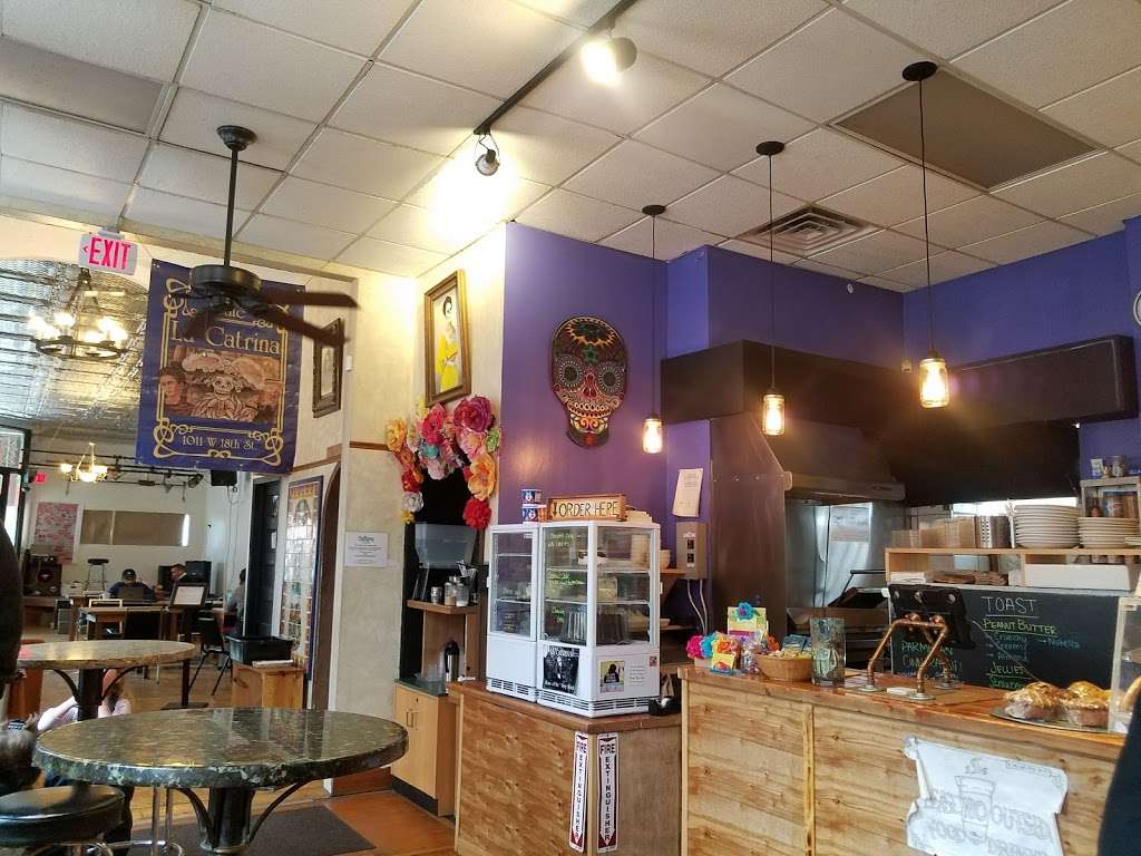 La Catrina Cafe | 1011 W 18th St, Chicago, IL 60608, USA | Phone: (312) 532-6817