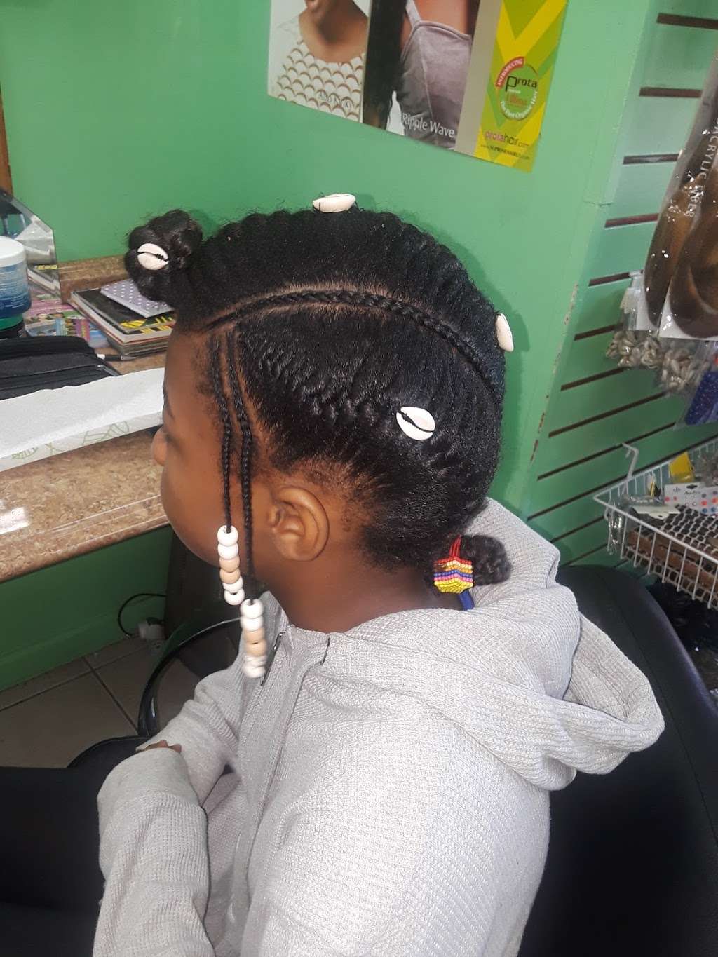 African Hair Braiding By Carole | 3825 Bronxwood Ave, The Bronx, NY 10469, USA | Phone: (347) 485-6616