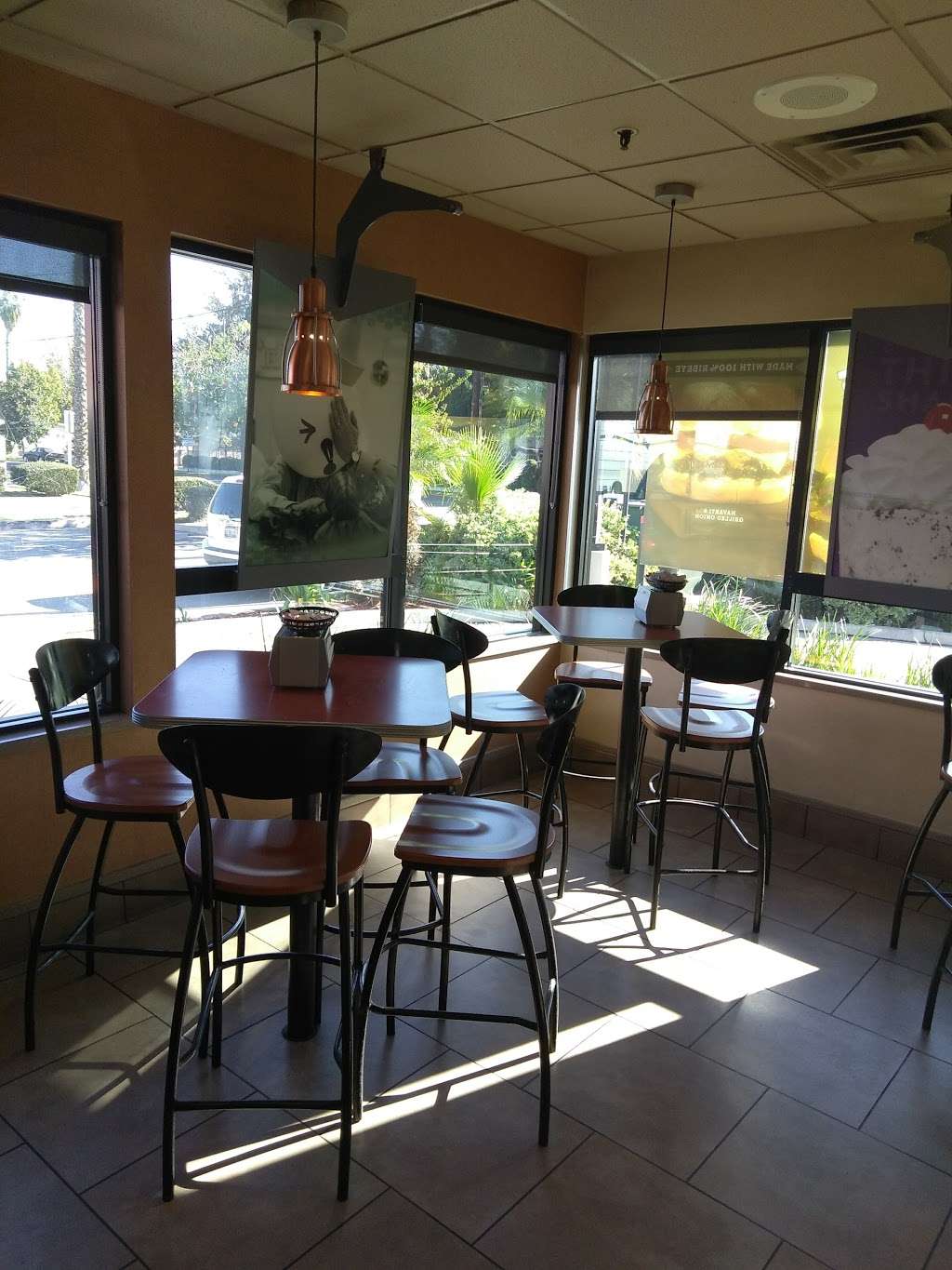 Jack in the Box | 9485 California Ave, Riverside, CA 92503, USA | Phone: (951) 637-0058