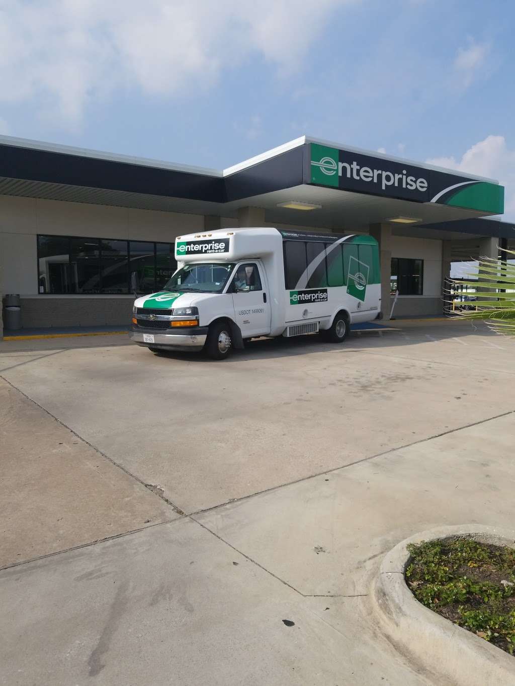 Enterprise Rent-A-Car | 8601 Panair St, Houston, TX 77061, USA | Phone: (713) 645-7222