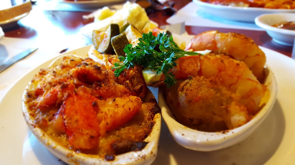 The Chateau Restaurant Stoughton | 1165 Park St, Stoughton, MA 02072, USA | Phone: (781) 341-2503