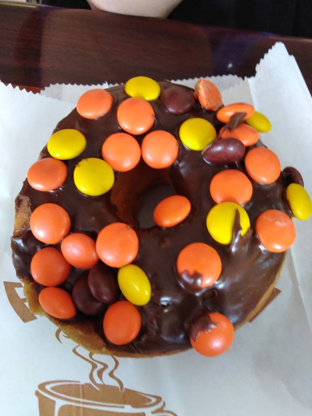 Clovis Donuts | 1835 Ashlan Ave, Clovis, CA 93611 | Phone: (559) 292-5555