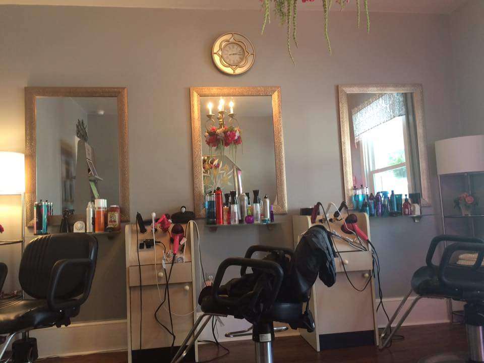 The Pink Ivory Salon | 325-327 Broad St, Ashland, PA 17921, USA | Phone: (570) 205-2301