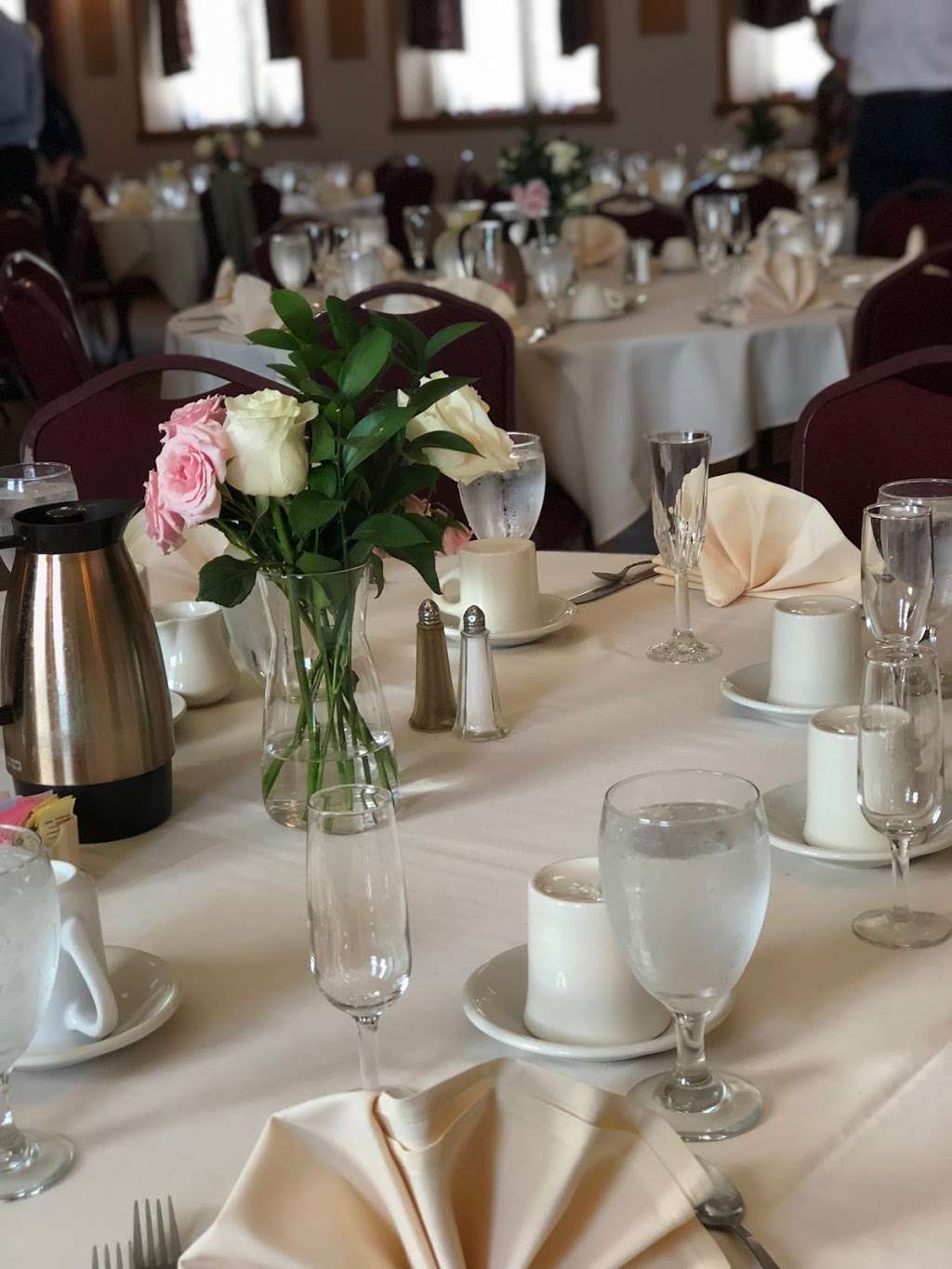 Heartwood Hall Banquet Facility | 30807 114th St, Wilmot, WI 53192 | Phone: (262) 862-9377