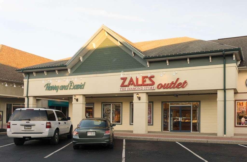 Zales Outlet | 1863 Gettysburg Village Dr, Gettysburg, PA 17325, USA | Phone: (717) 338-9760