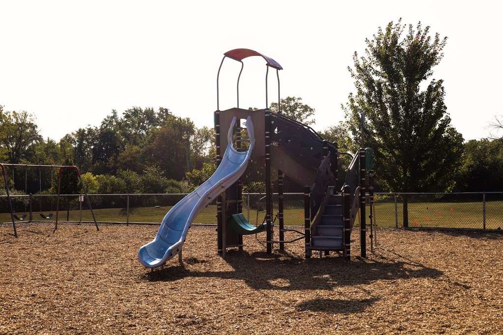 Viking Park - Round Lake Area Park District | 764 W Nippersink Rd, Round Lake, IL 60073, USA | Phone: (847) 546-8558