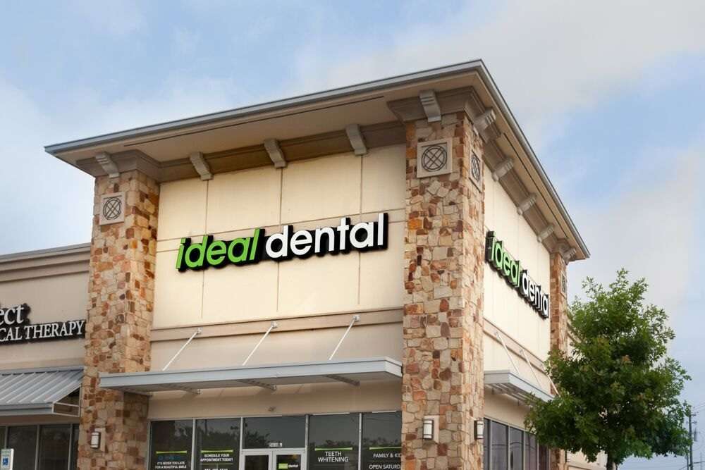 Ideal Dental of Stone Park | 5810 East Sam Houston Pkwy N Suite L, Houston, TX 77049 | Phone: (281) 459-1541