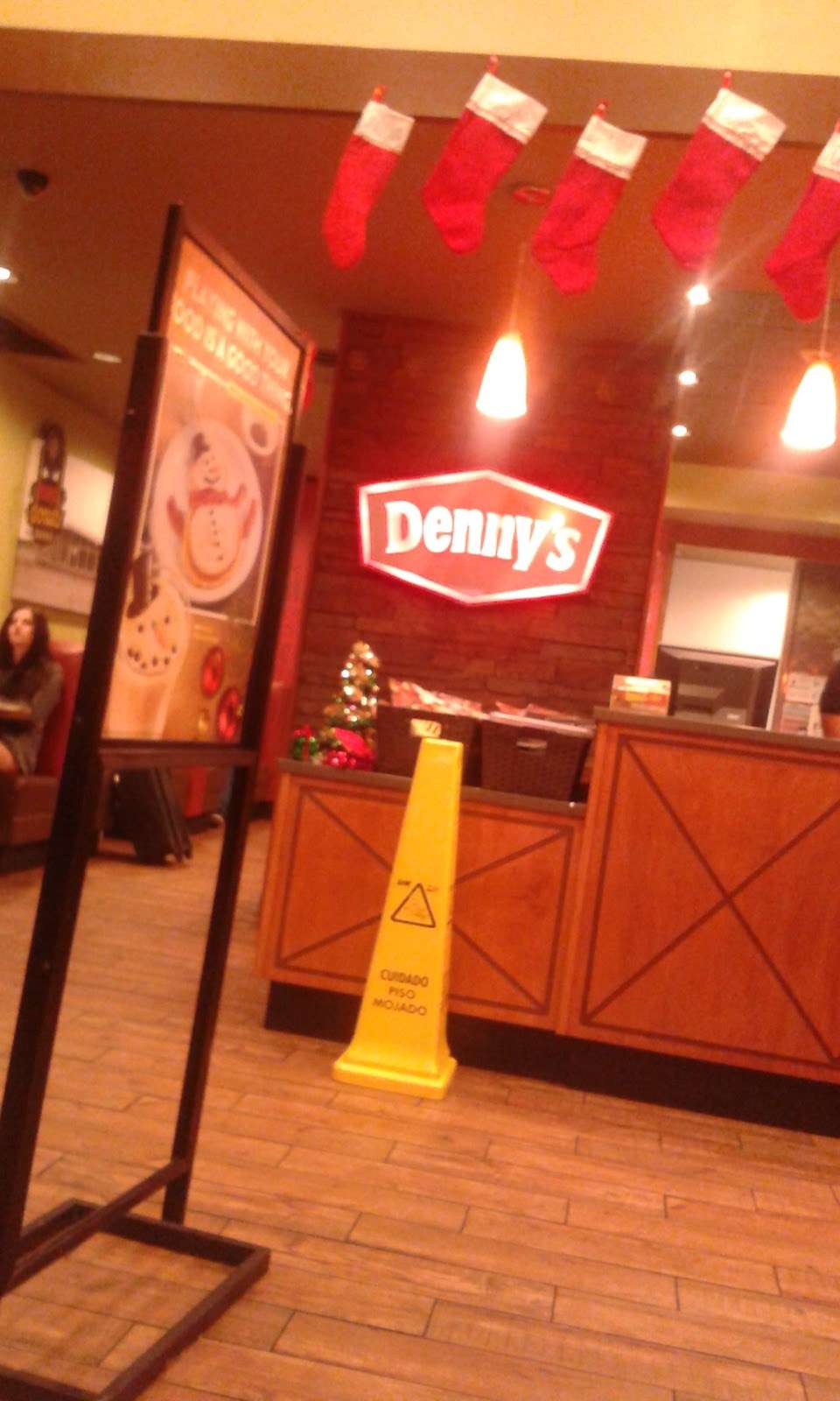 Dennys | 11320 North Fwy, Houston, TX 77037 | Phone: (281) 447-1748