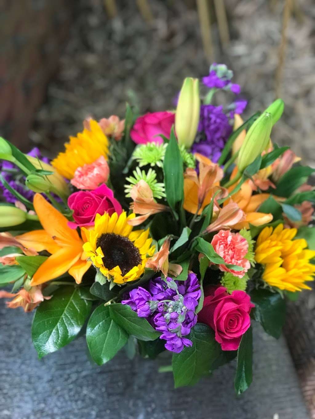 Beezies Flowers | 8402 Wilson St, Fulshear, TX 77441, USA | Phone: (281) 346-8778