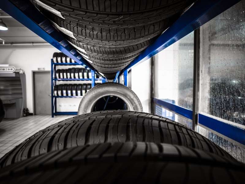 Universal Tyres Croydon | 108 Selsdon Rd, South Croydon CR2 6PG, UK | Phone: 020 8680 2651