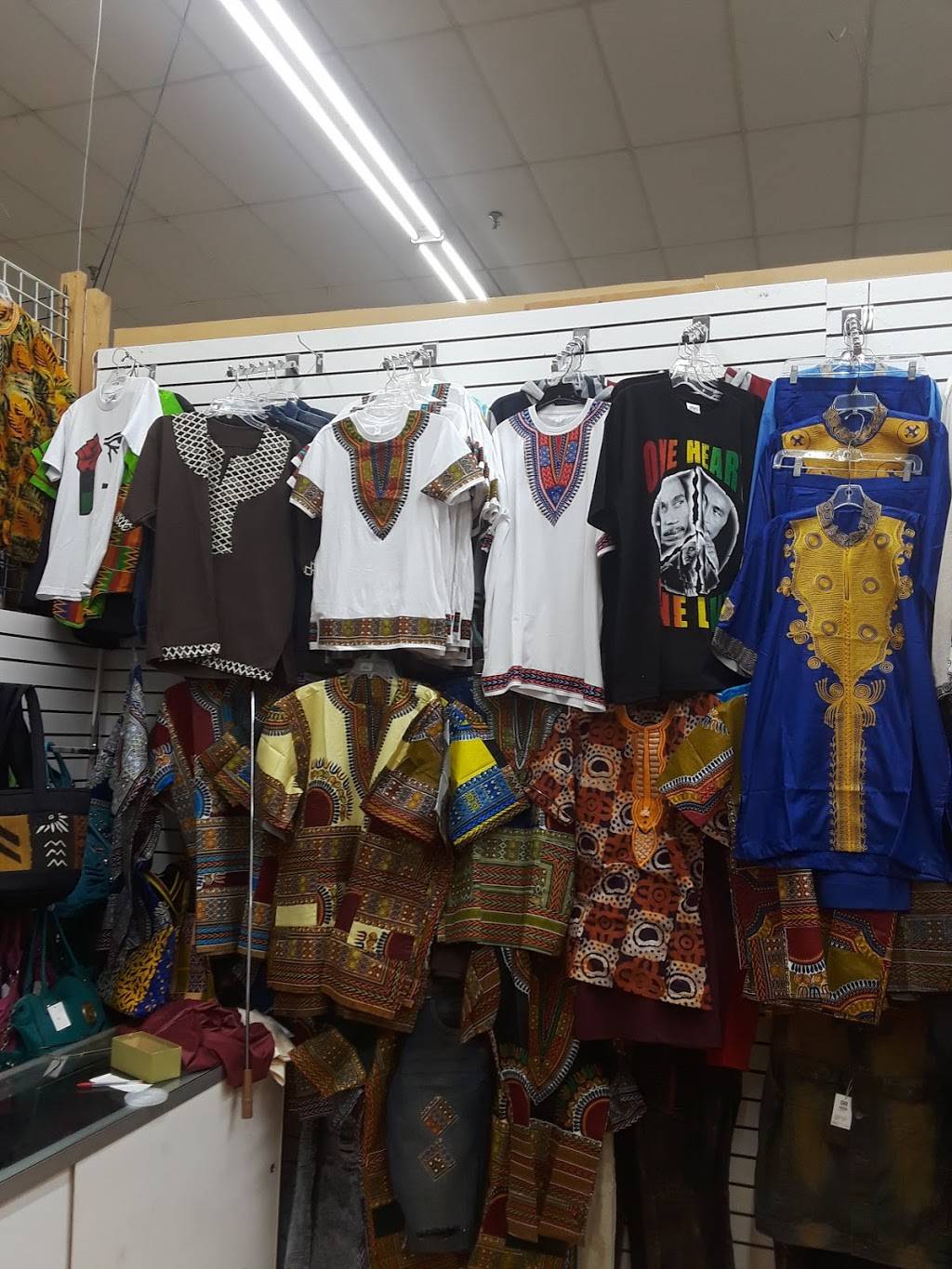 African And World Fashions | 4515 Village Fair Drive b24b, Dallas, TX 75224, USA | Phone: (214) 241-9749