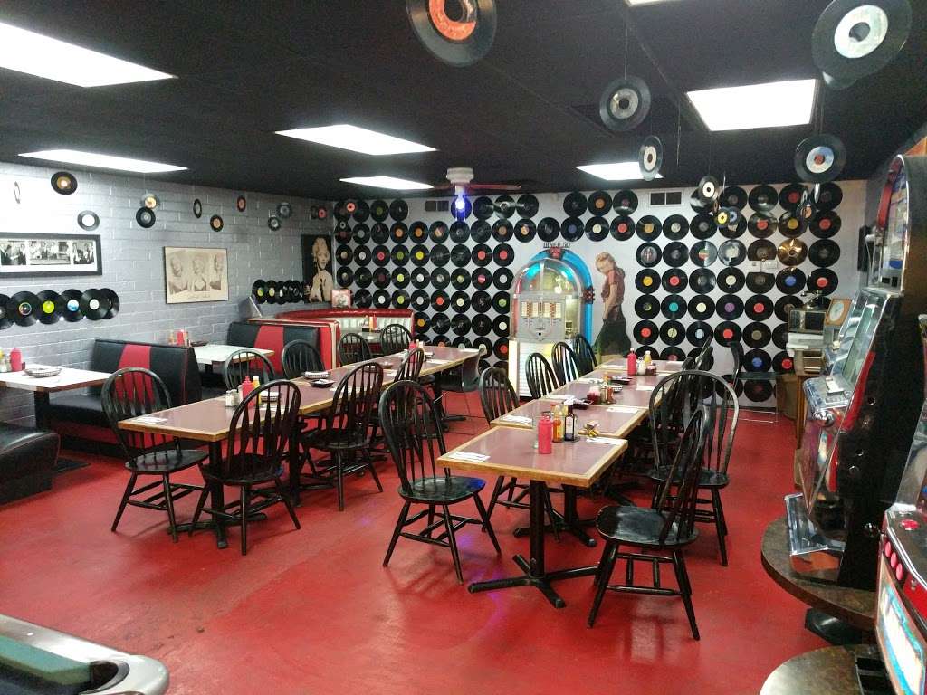 Diner 50 | 1002 S 19th Ave, Phoenix, AZ 85009 | Phone: (602) 262-9916