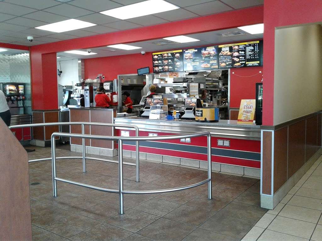 Hardees | 515 E Canal St, Mulberry, FL 33860, USA | Phone: (863) 425-2043