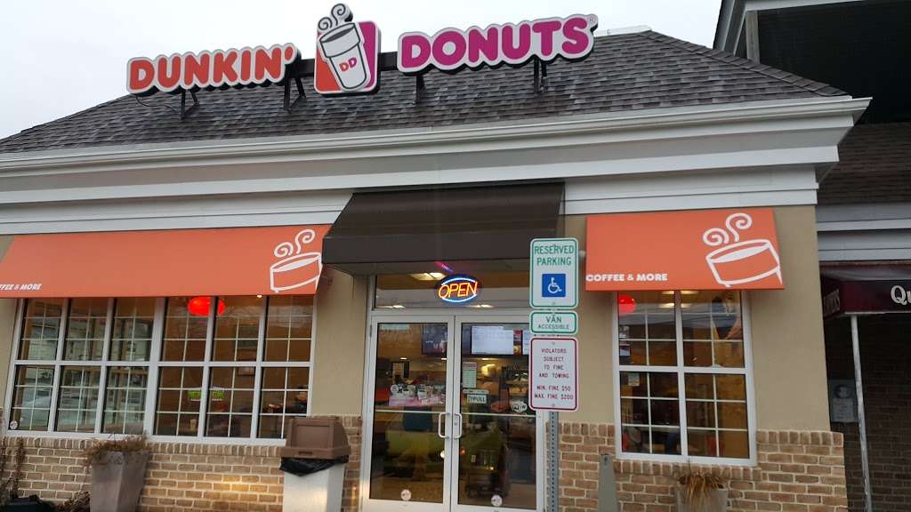 Dunkin Donuts | 107 E Main St, Bath, PA 18014, USA | Phone: (484) 281-3831