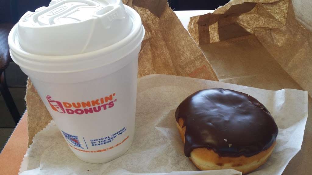 Dunkin Donuts | 1001 MacArthur Blvd, Mahwah, NJ 07430 | Phone: (201) 236-8099