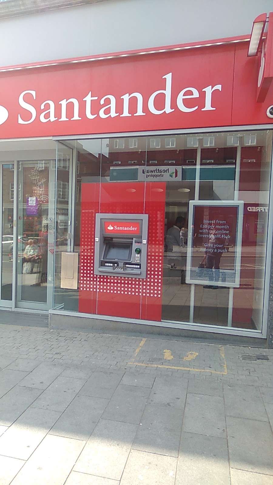 Santander | 247 Heathway, Dagenham RM9 5BG, UK | Phone: 0845 765 4321