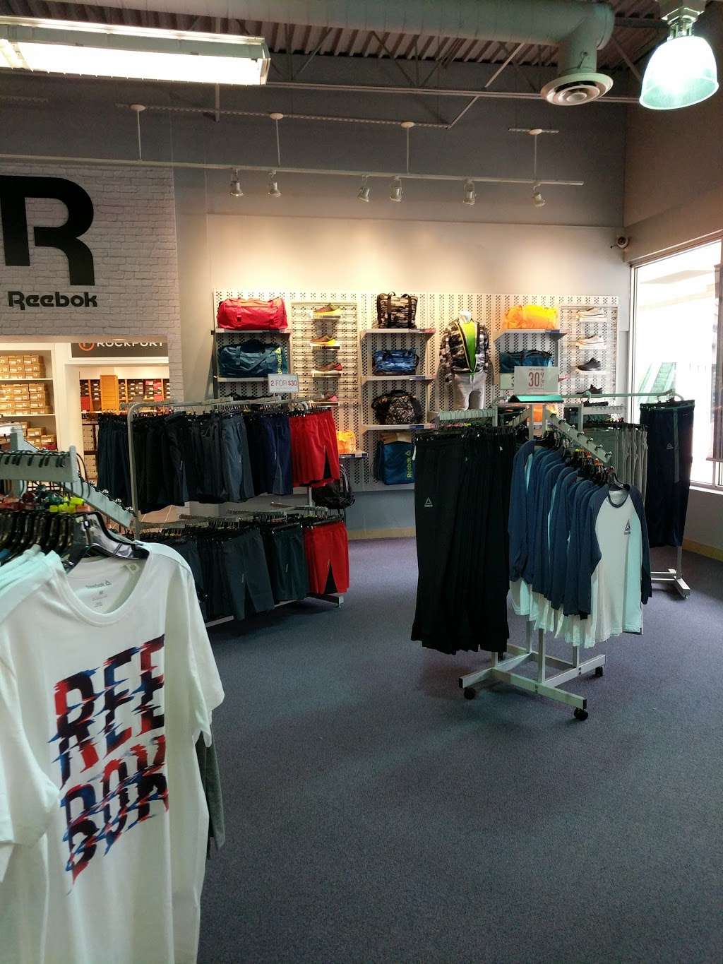 Reebok Outlet | 1000 Premium Outlets Dr, Tannersville, PA 18372 | Phone: (570) 620-0870