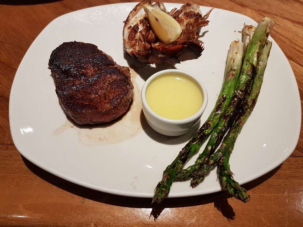 Outback Steakhouse | 1246 Great Mall Dr, Milpitas, CA 95035, USA | Phone: (408) 263-5400