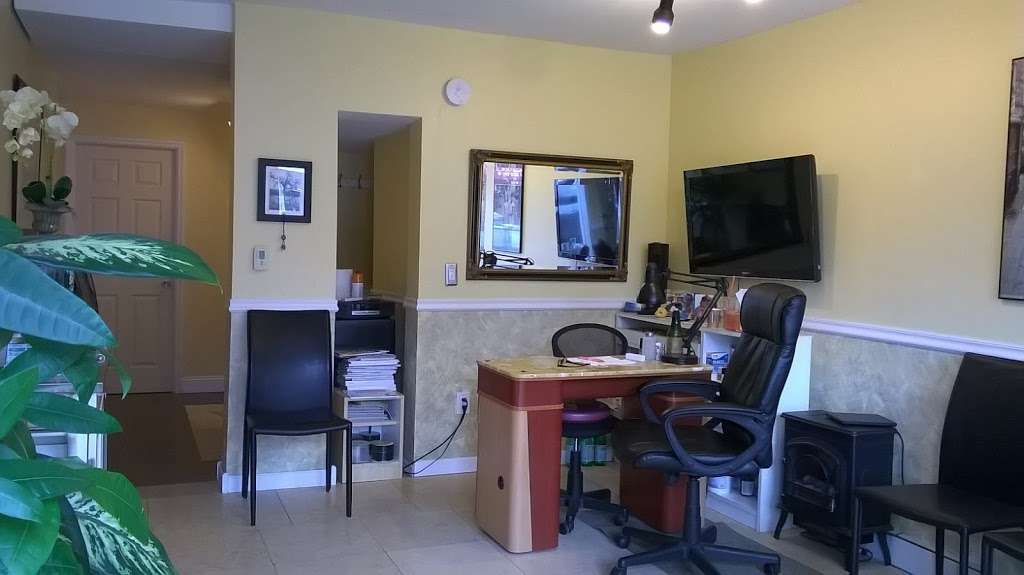 Emilia Salon | 620 Middle Neck Rd, Great Neck, NY 11023, USA | Phone: (516) 708-6034