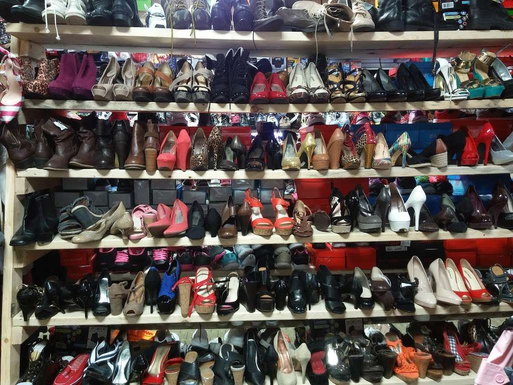 segunda and thrift store in manassas | 114 Kent Village Square, Manassas Park, VA 20111, USA | Phone: (571) 283-1451