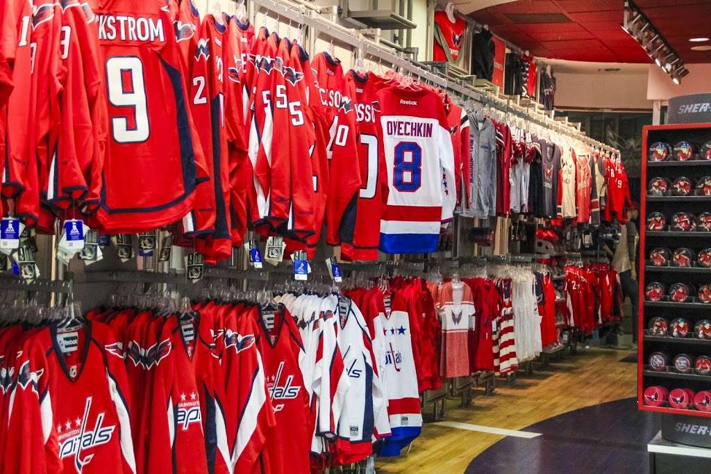 Capital One Arena Team Store | 601 F St NW, Washington, DC 20004 | Phone: (202) 628-3200