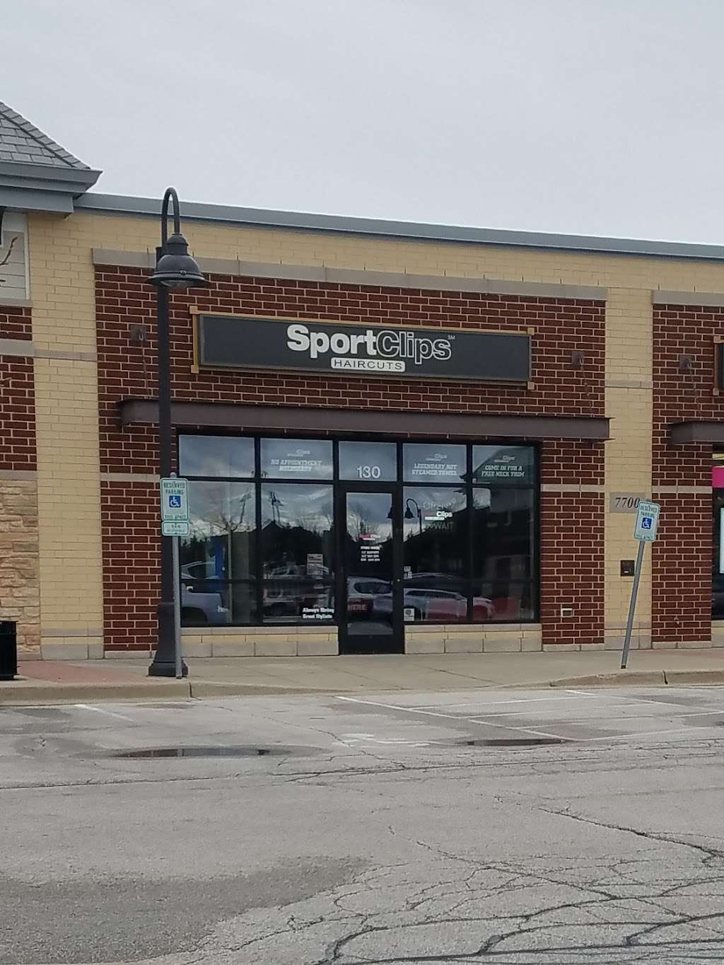 Sport Clips Haircuts of The Shoppes at Wyndham Village | 7700 S Lovers Lane Rd, Franklin, WI 53132, USA | Phone: (414) 425-4247