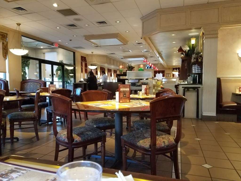 The Edison Diner 101 Us 1 Edison Nj 08817 Usa