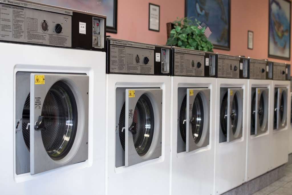 Beachside Laundry | 4158 S Atlantic Ave, New Smyrna Beach, FL 32169, USA | Phone: (386) 423-2006