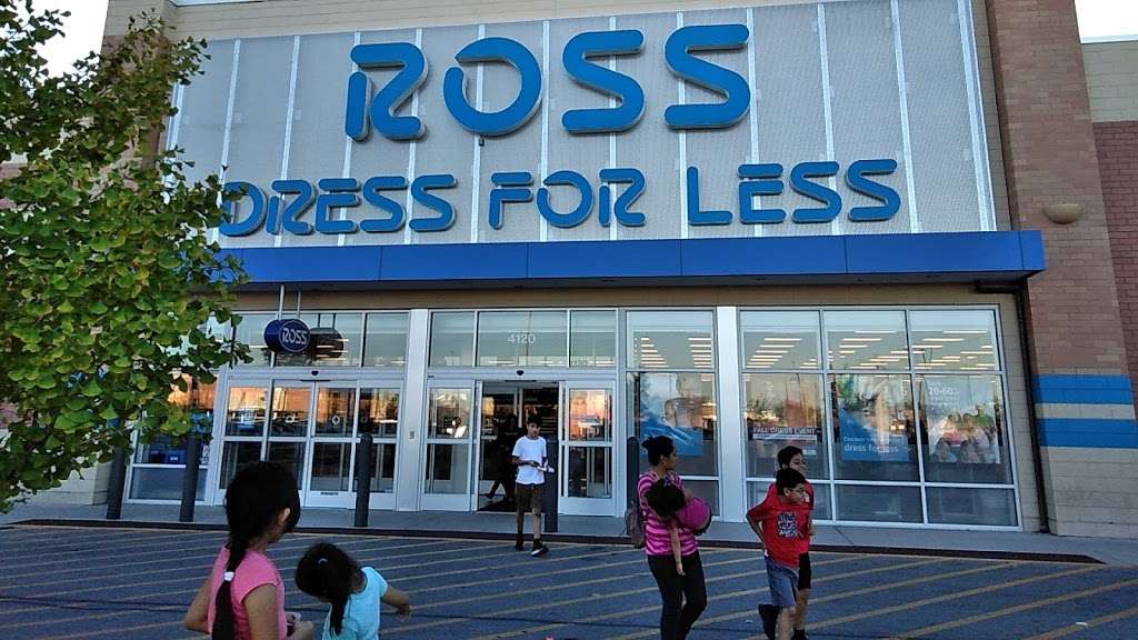 Ross Dress for Less | 4120 S Pulaski Rd, Chicago, IL 60632, USA | Phone: (773) 376-8307