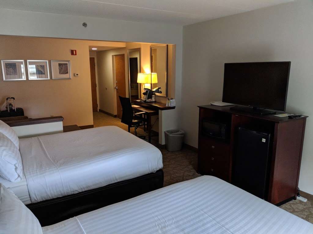 Holiday Inn Baltimore Bwi Airport | 815 Elkridge Landing Rd, Linthicum Heights, MD 21090 | Phone: (410) 691-1000