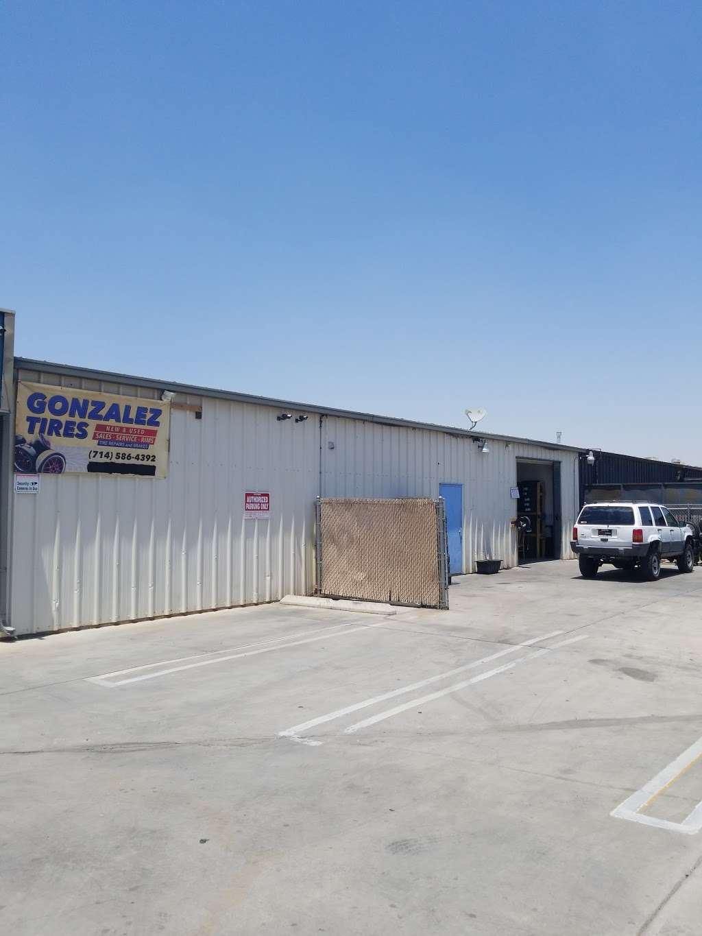 Gonzales Tire Shop | 17415 Catalpa St, Hesperia, CA 92345, USA | Phone: (442) 267-5246