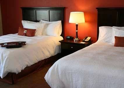 Hampton Inn Las Vegas/North Speedway | 2852 E Craig Rd, North Las Vegas, NV 89030, USA | Phone: (702) 655-0111