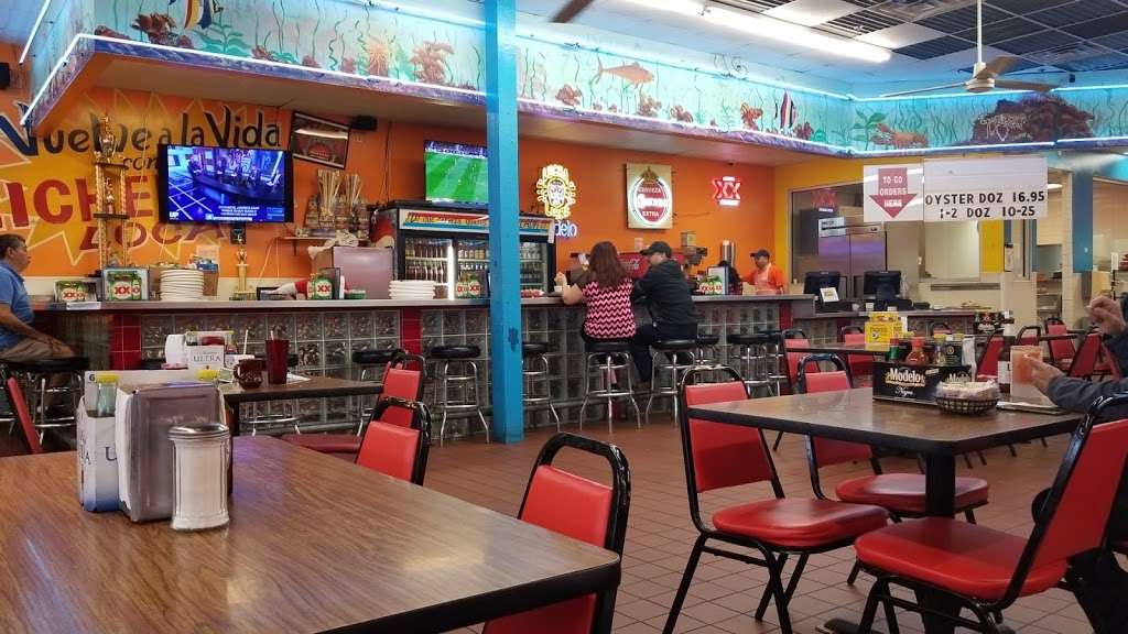 Connies Seafood Kitchen | 1617 Spencer Hwy, South Houston, TX 77587, USA | Phone: (713) 910-0100