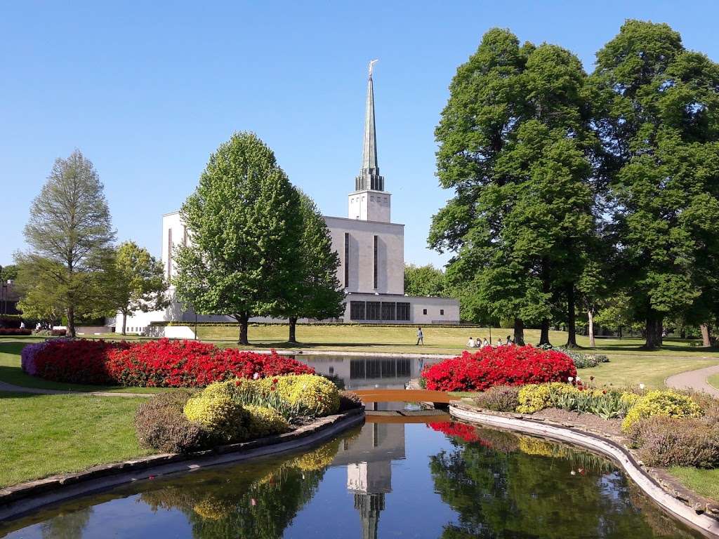 London England Temple - The Church of Jesus Christ of Latter-day | W Park Rd, Newchapel, Lingfield RH7 6HW, UK | Phone: 01342 832759