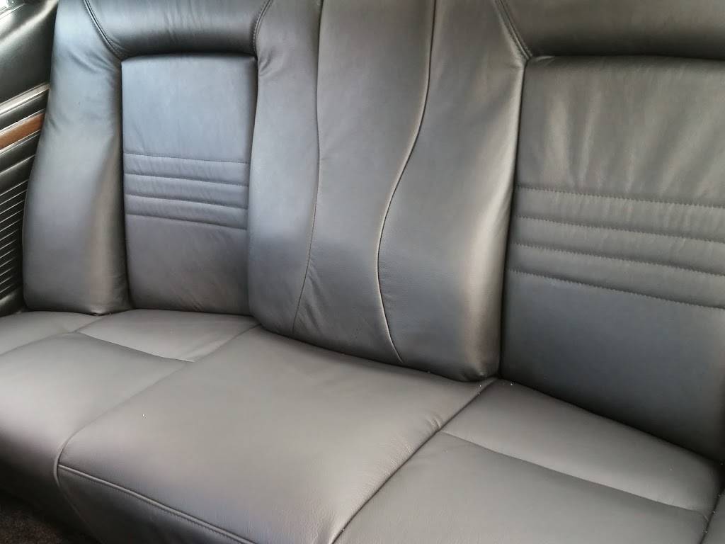 A1 Auto Seat Cover | 7175 N Waterway Dr, Miami, FL 33155 | Phone: (305) 261-7410