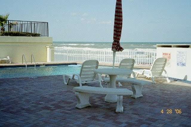 Holiday Shores Beach Club | 2617 S Atlantic Ave, Daytona Beach Shores, FL 32118, USA | Phone: (386) 761-6553