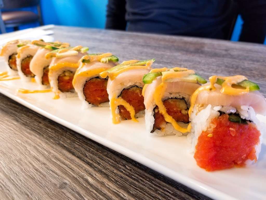 Makitto Sushi | 1055 N Dobson Rd ste 106, Mesa, AZ 85201, USA | Phone: (480) 508-6761