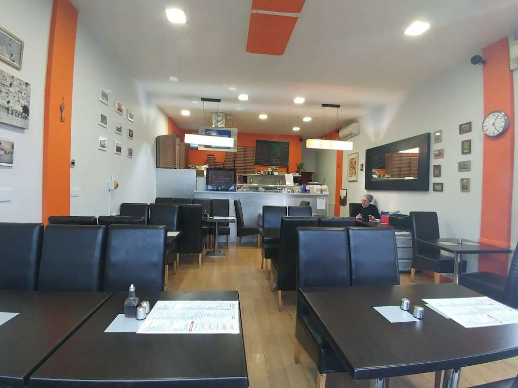 Tasti Pizza | 66 Edgware Way, Edgware HA8 8JS, UK | Phone: 020 8958 9087