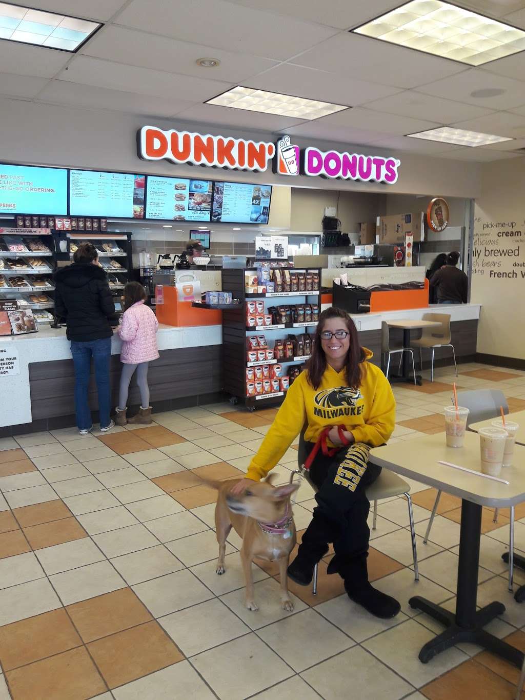 Dunkin Donuts | 245 Randall Rd, South Elgin, IL 60177, USA | Phone: (847) 589-6978