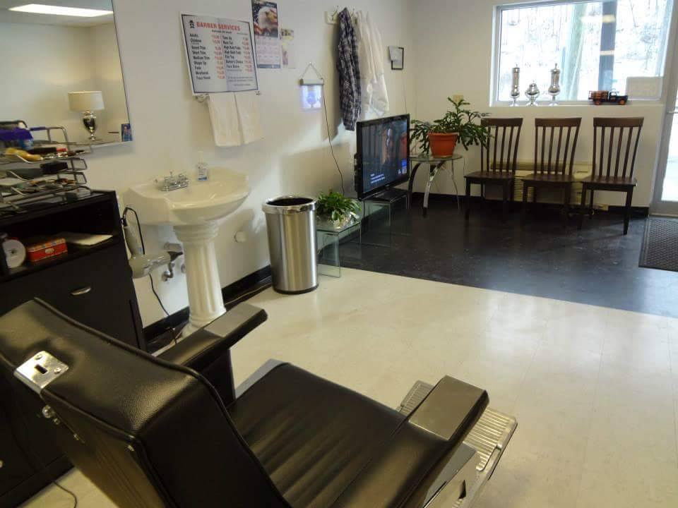 Large Barber | 1501 PA-51, Clairton, PA 15025, USA | Phone: (412) 606-1000