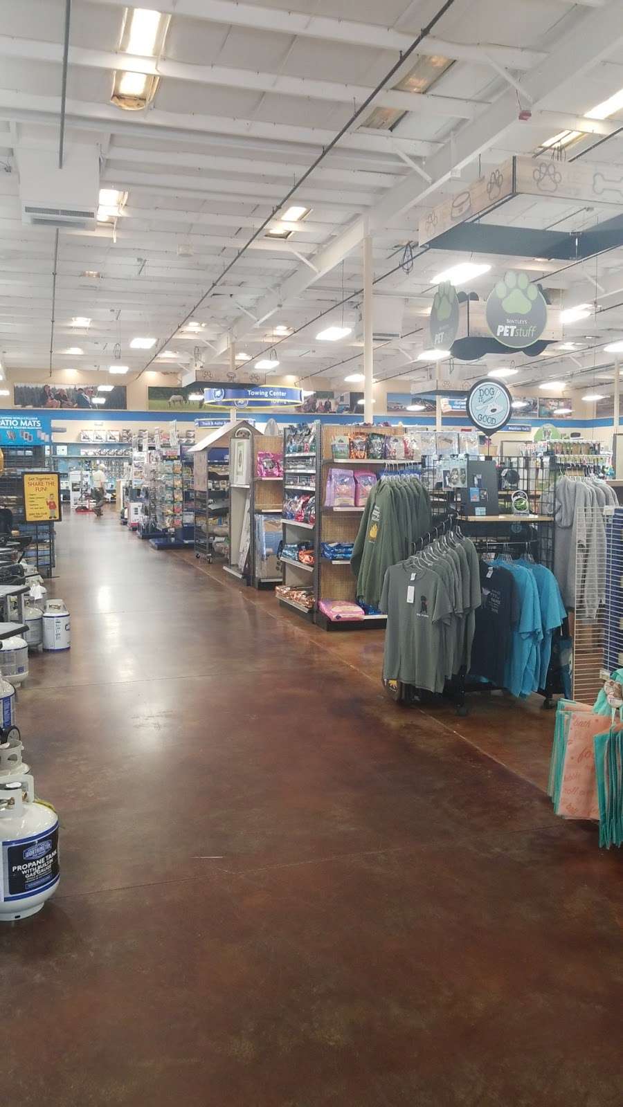 Camping World of The Villages | 14200 US-441, Summerfield, FL 34491, USA | Phone: (877) 878-7662