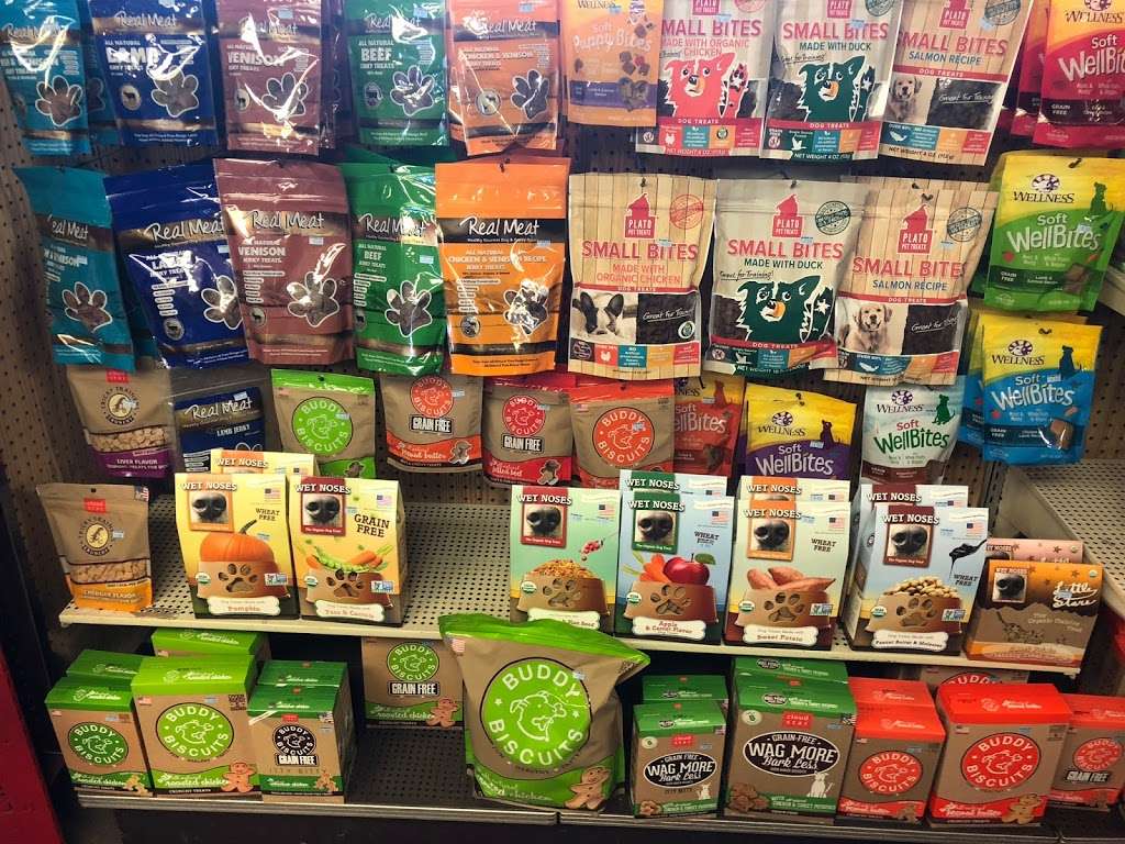 Pets General Store | 432 Peterson Rd, Libertyville, IL 60048, USA | Phone: (847) 247-1525